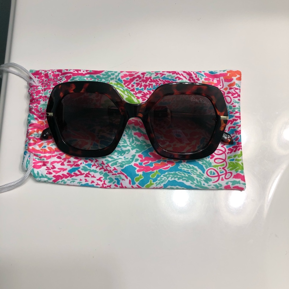 Lilly Pulitzer Carly Sunglasses